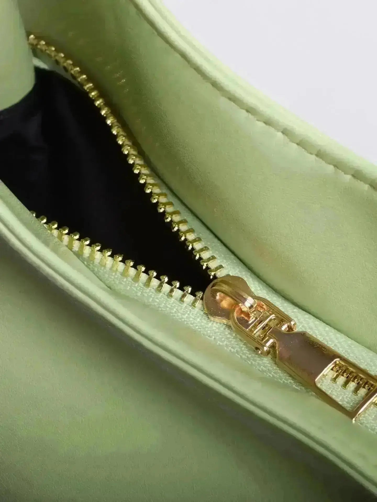 Vivienne Everyday Bag