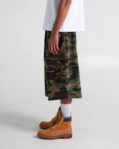 Avora™  | Baggy Fleece Shorts
