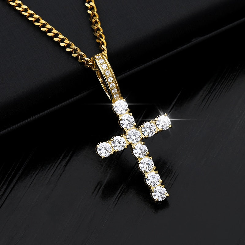 AVORA - ICED CROSS CHAIN