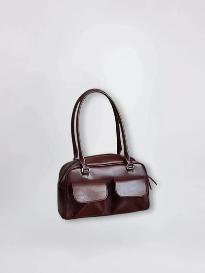 Vivienne Sleek Leather Carry