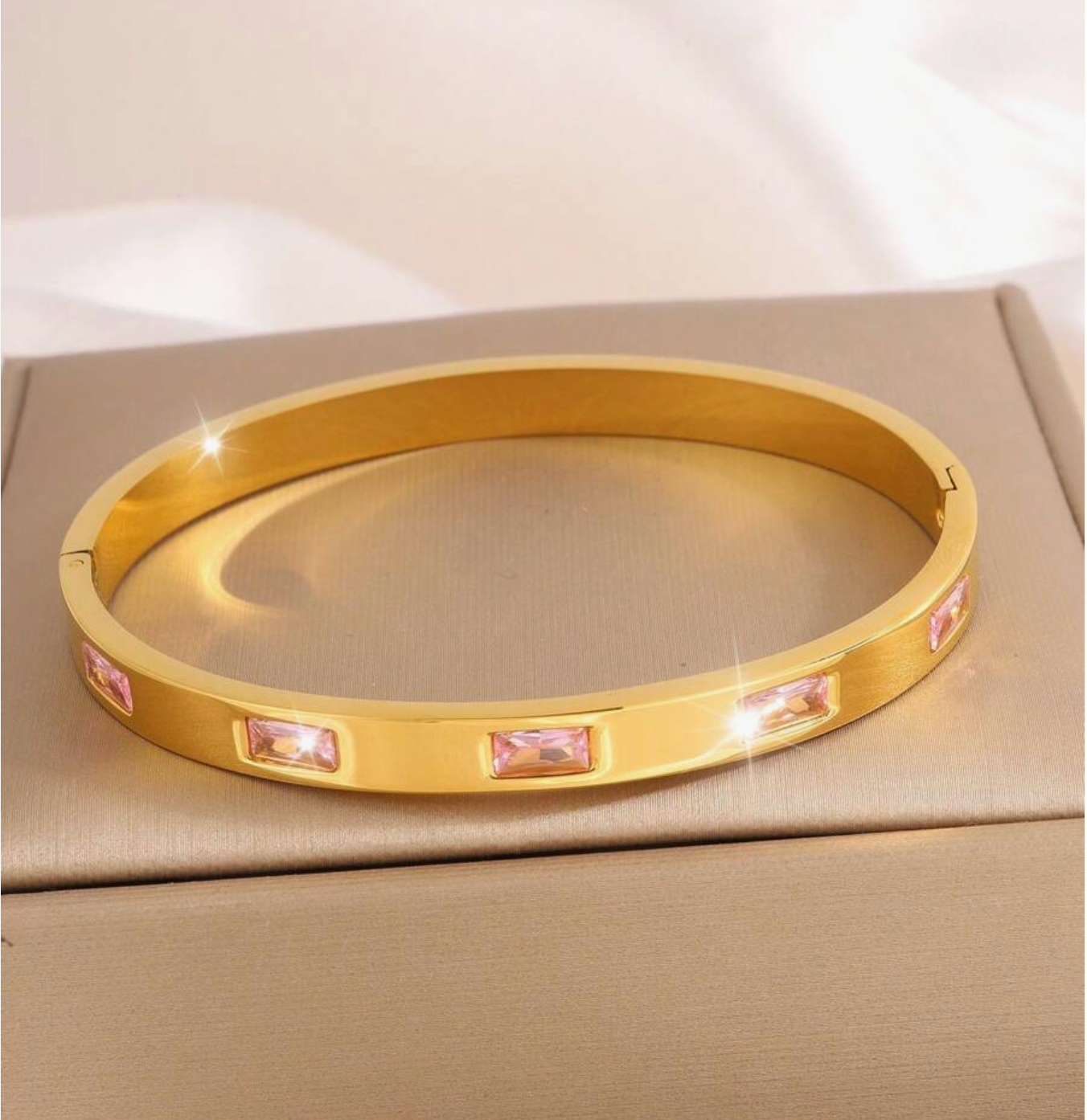 The Luxor Bangle Set