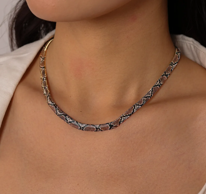 AVORA - SAHARA SERPENT NECKLACE