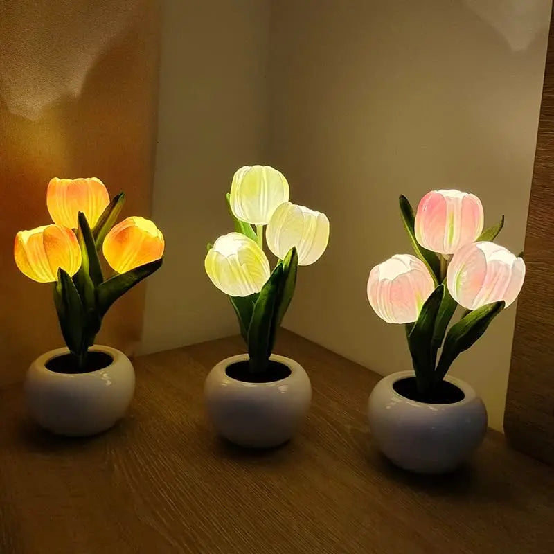 Avora™ - Tulip LED Lamp