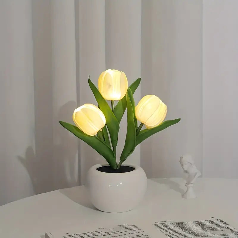 Avora™ - Tulip LED Lamp