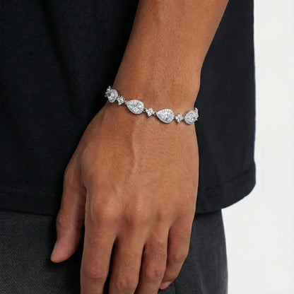 AVORA - STAR DROP BRACELET
