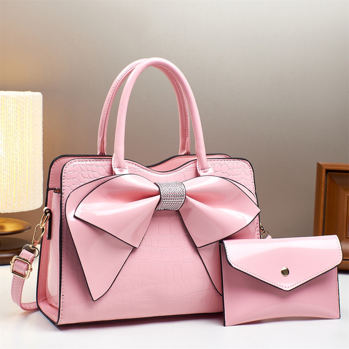 Avora™ Crocodile Bow Bucket Bag + Free Matching Purse